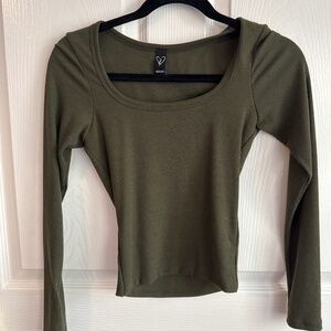 green long sleeve